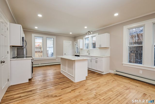 17 Grand Street, Seymour, CT 06483