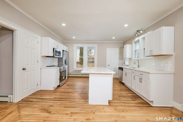 17 Grand Street, Seymour, CT 06483