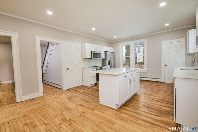 17 Grand Street, Seymour, CT 06483