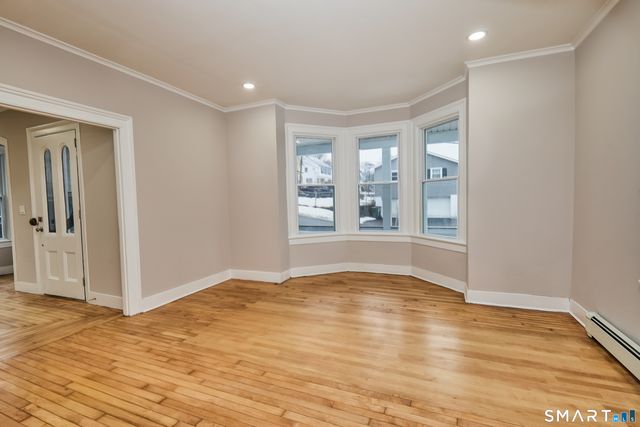 17 Grand Street, Seymour, CT 06483