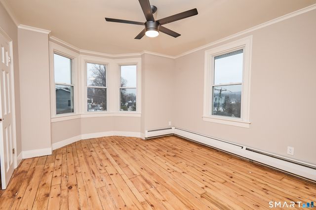 17 Grand Street, Seymour, CT 06483