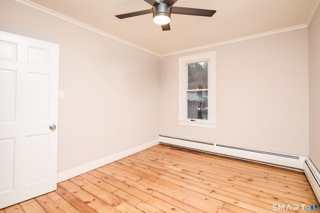 17 Grand Street, Seymour, CT 06483