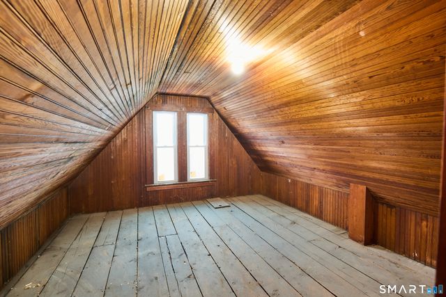 17 Grand Street, Seymour, CT 06483