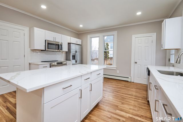 17 Grand Street, Seymour, CT 06483