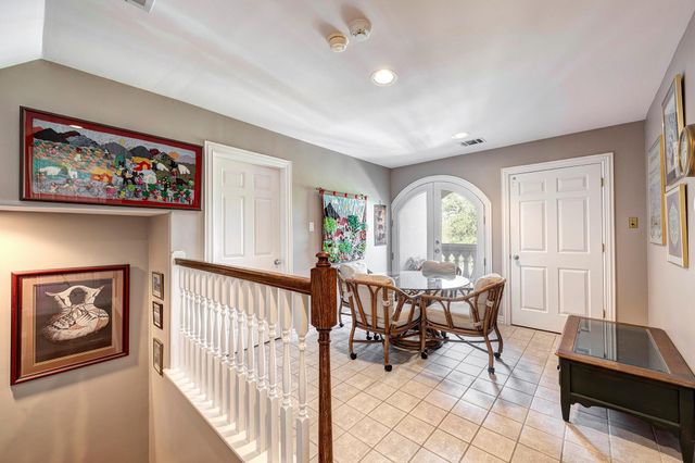 1221 Wynden Court, Houston, TX 77056