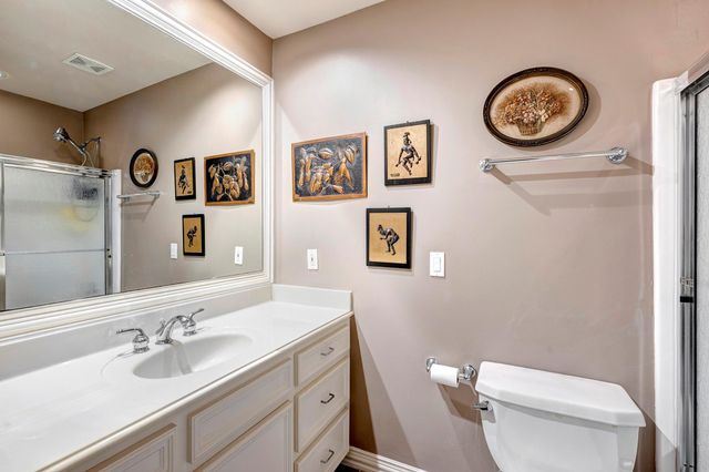 1221 Wynden Court, Houston, TX 77056