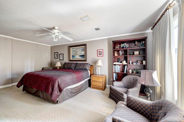 1221 Wynden Court, Houston, TX 77056