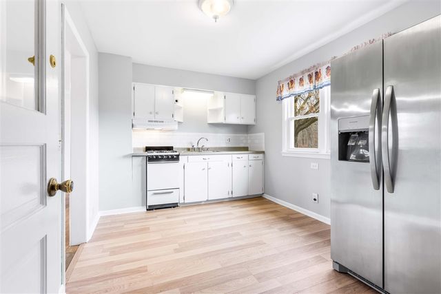 48 Mccollum Avenue, Galesburg, MI 49053