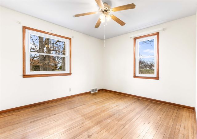 48 Mccollum Avenue, Galesburg, MI 49053