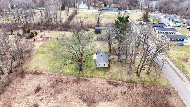 48 Mccollum Avenue, Galesburg, MI 49053