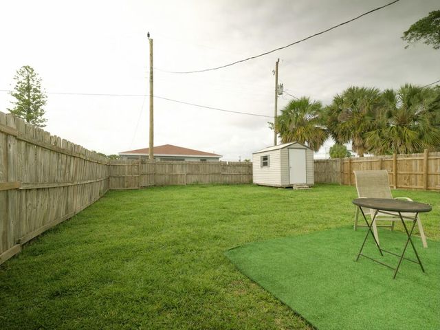 158 W 25th Street, Riviera Beach, FL 33404