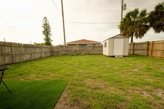 158 W 25th Street, Riviera Beach, FL 33404