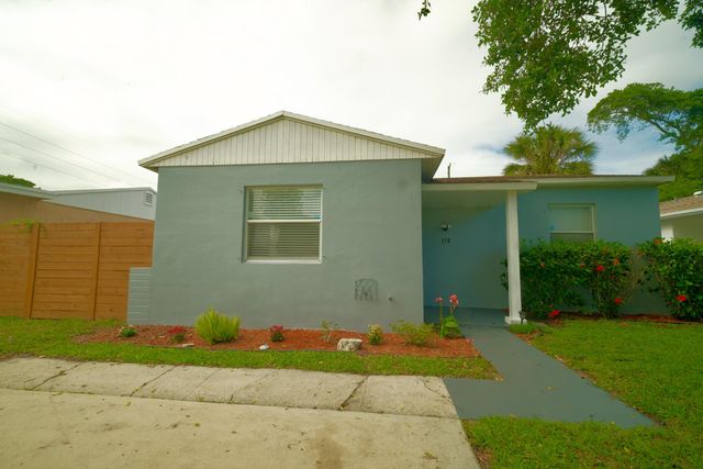 158 W 25th Street, Riviera Beach, FL 33404