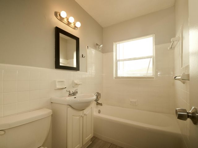 158 W 25th Street, Riviera Beach, FL 33404