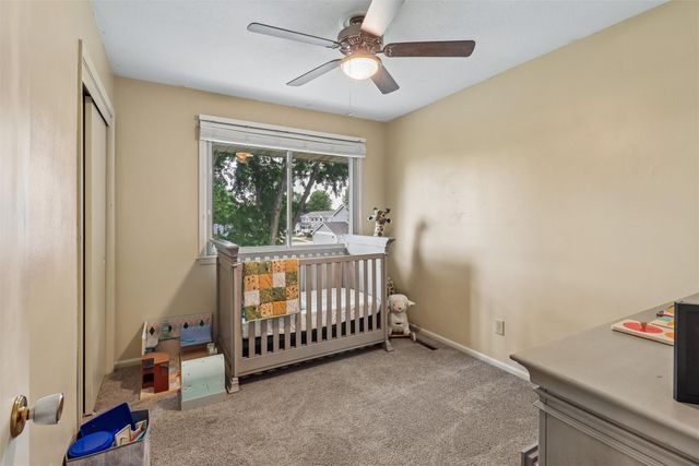 901 E 17th Street N, Newton, IA 50208