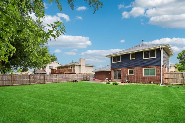901 E 17th Street N, Newton, IA 50208