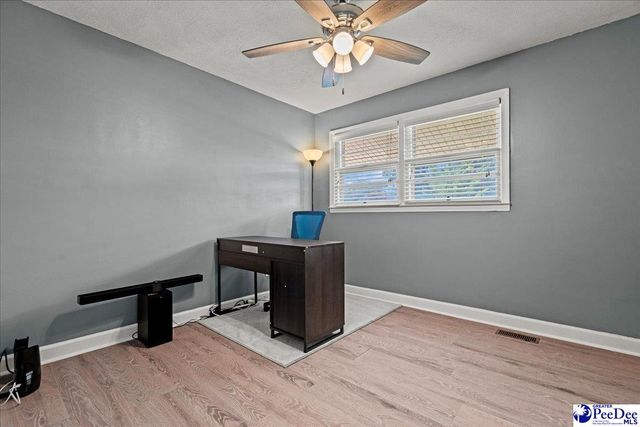 1012 Poplar St, Marion, SC 29571