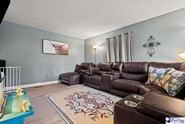1012 Poplar St, Marion, SC 29571