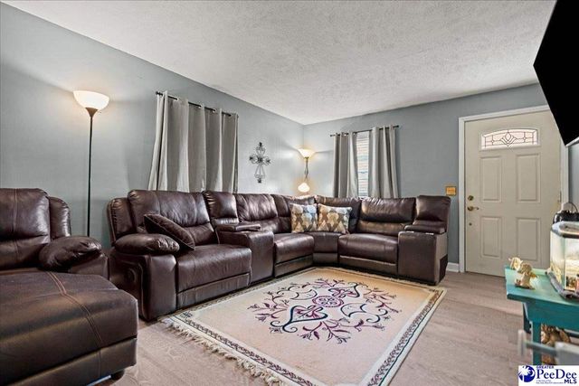 1012 Poplar St, Marion, SC 29571