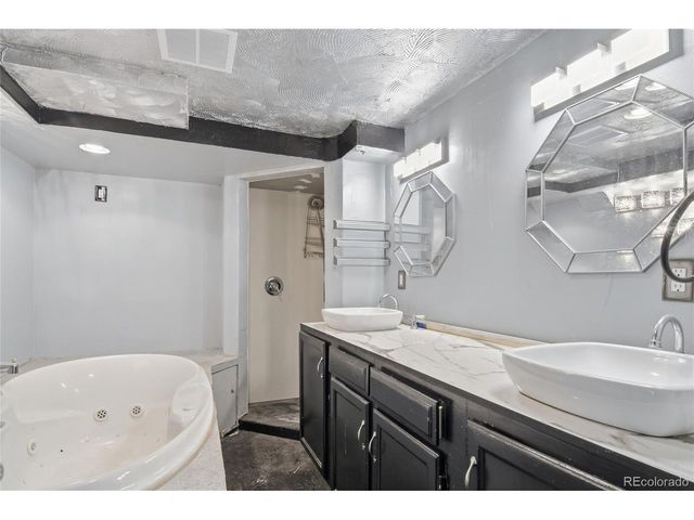 3093 S Olathe Way, Aurora, CO 80013