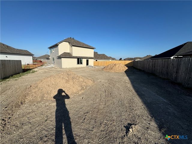 2104 Meridian Loop, Temple, TX 76504