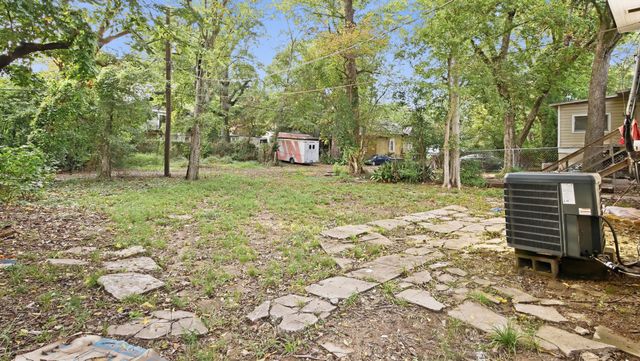 2416 Highland Avenue, Shreveport, LA 71104