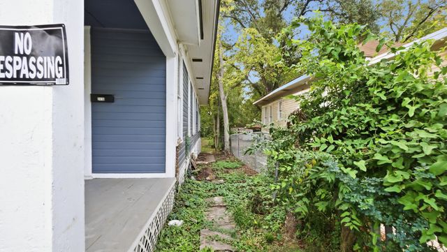 2416 Highland Avenue, Shreveport, LA 71104