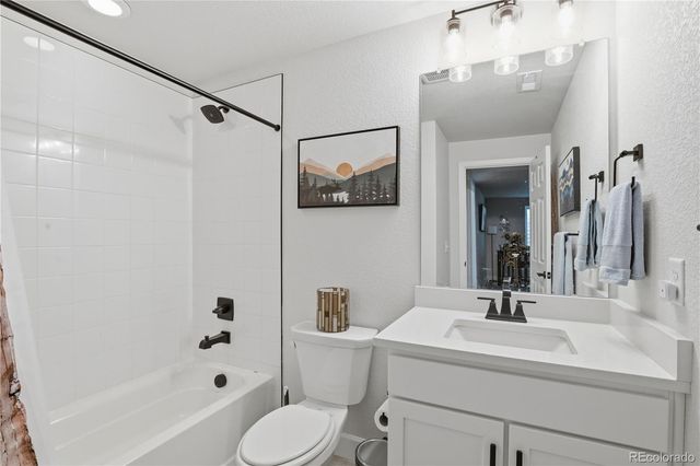 915 Oleander Street, Castle Rock, CO 80109