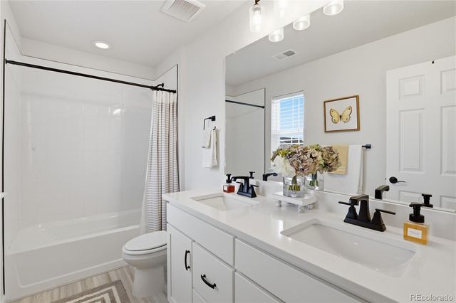 915 Oleander Street, Castle Rock, CO 80109