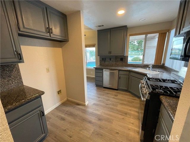 30210 Shoreline Drive, Menifee, CA 92584