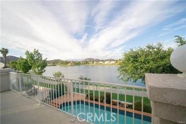 30210 Shoreline Drive, Menifee, CA 92584