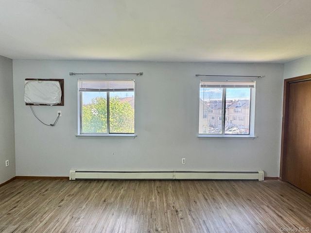 39 Cedar Court, Middletown, NY 10940