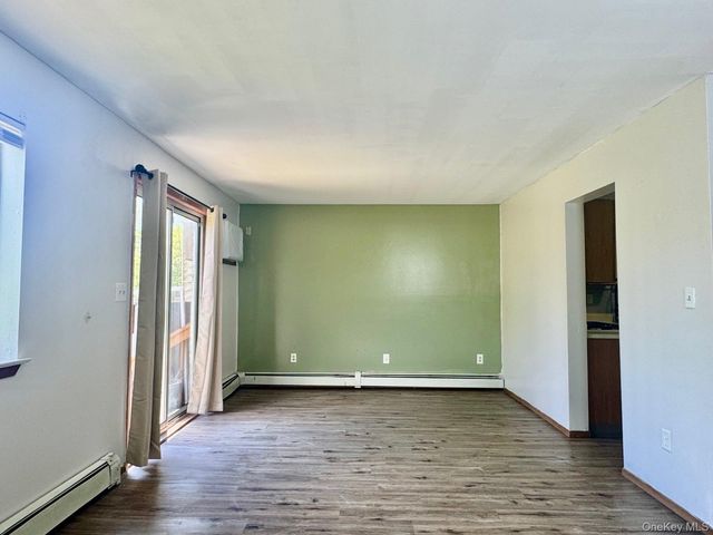 39 Cedar Court, Middletown, NY 10940
