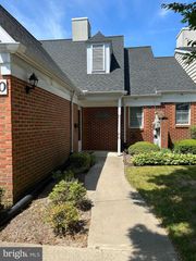 20 E VILLAGE ROAD # 20, Newark, DE 19713