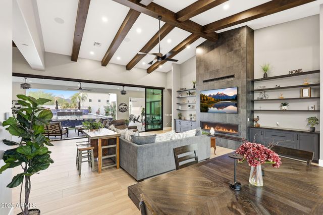 8924 W PATRICK Lane 8424 w, Peoria, AZ 85383