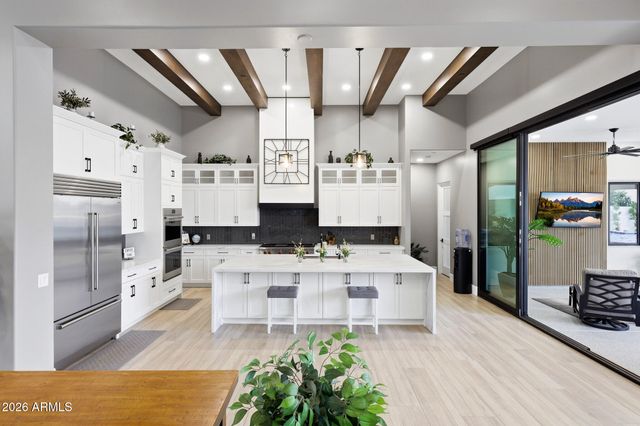 8924 W PATRICK Lane 8424 w, Peoria, AZ 85383