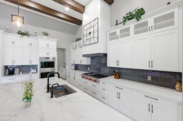 8924 W PATRICK Lane 8424 w, Peoria, AZ 85383