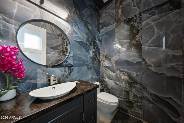 8924 W PATRICK Lane 8424 w, Peoria, AZ 85383