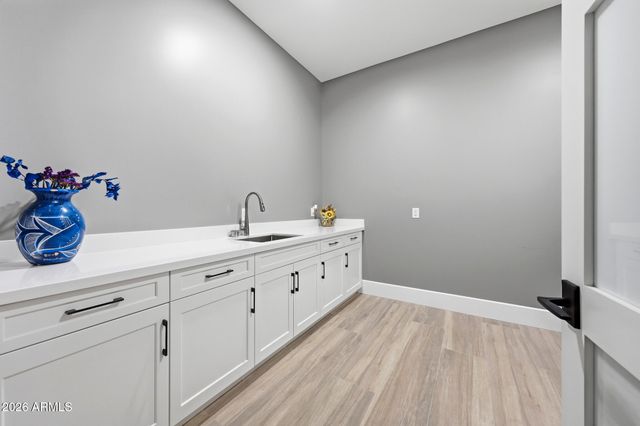 8924 W PATRICK Lane 8424 w, Peoria, AZ 85383