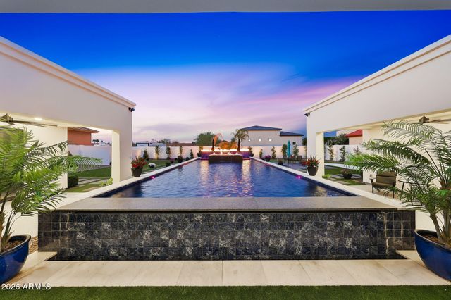 8924 W PATRICK Lane 8424 w, Peoria, AZ 85383