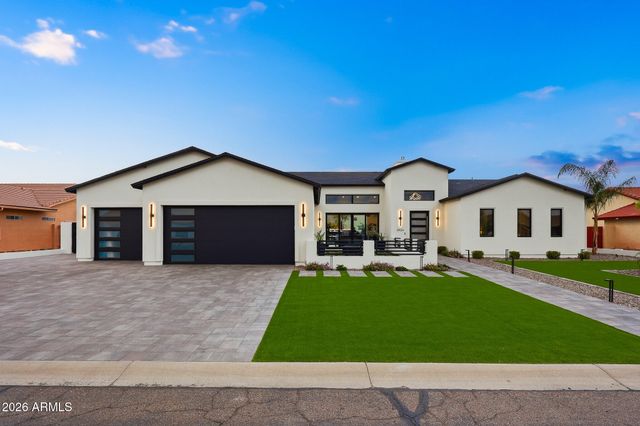 8924 W PATRICK Lane 8424 w, Peoria, AZ 85383