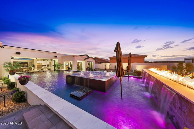 8924 W PATRICK Lane 8424 w, Peoria, AZ 85383