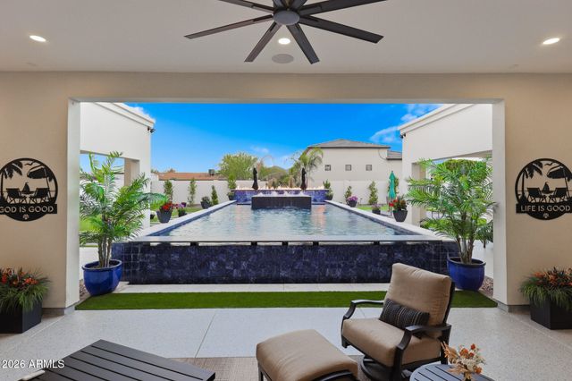 8924 W PATRICK Lane 8424 w, Peoria, AZ 85383