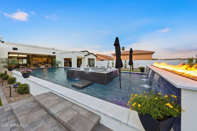 8924 W PATRICK Lane 8424 w, Peoria, AZ 85383