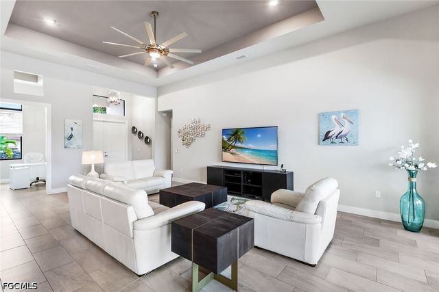 1833 SW 49th TER, Cape Coral, FL 33914