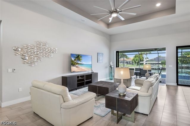 1833 SW 49th TER, Cape Coral, FL 33914