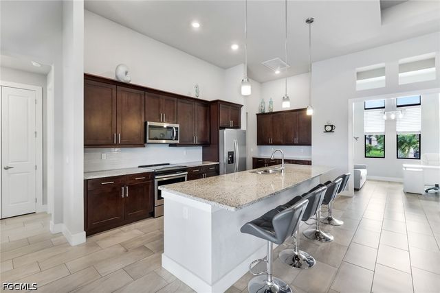 1833 SW 49th TER, Cape Coral, FL 33914