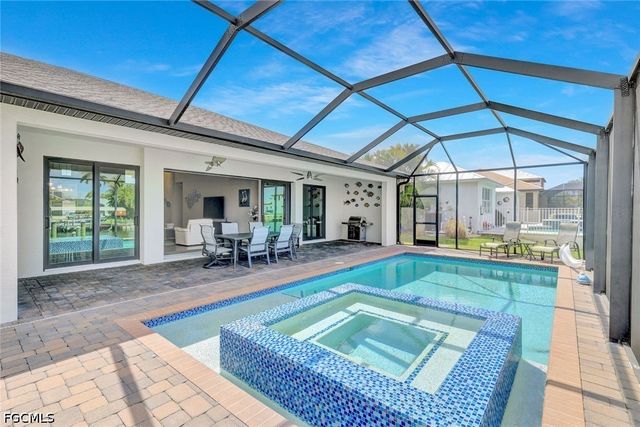 1833 SW 49th TER, Cape Coral, FL 33914