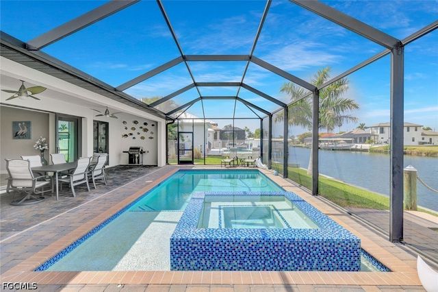 1833 SW 49th TER, Cape Coral, FL 33914