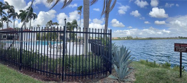 20065 NE 3rd Ct O3, Miami, FL 33179